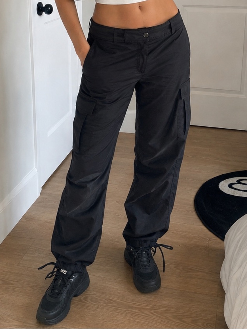 Nike Sphere Dry Black Cargo Pants Women Size M Low Rise Y2K Techwear Pockets
